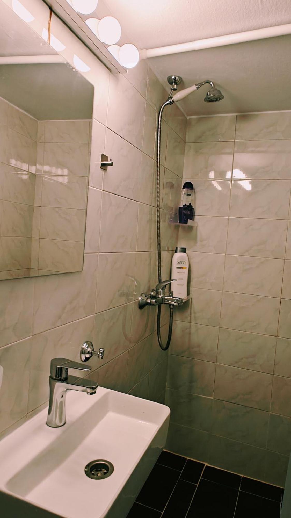 Galazio - 2 Bedroom Apartment! * Thessaloniki